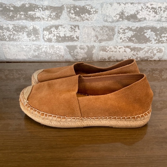 Aqua eather slip on Sz 5 - Picture 5 of 6